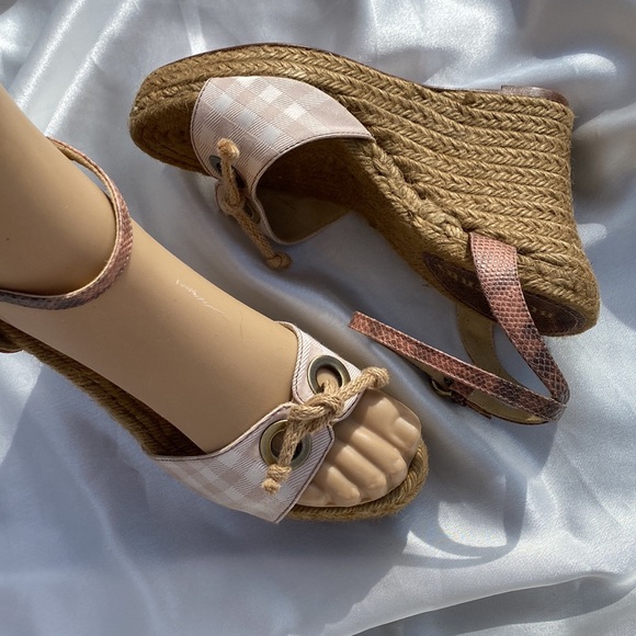 Burberry Pink Nova Check Wedge Fiber SANDALS, Like NEW In BOX🇬🇧39🇺🇸8-8.5🔥 - Picture 3 of 13